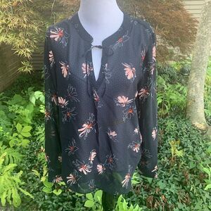 Banana Republic Sheer Floral Tie Front Top size XS